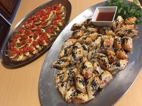 Hot and cold platters for parties